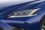 Lexus ES350 F-Sport 2018 года (NA)